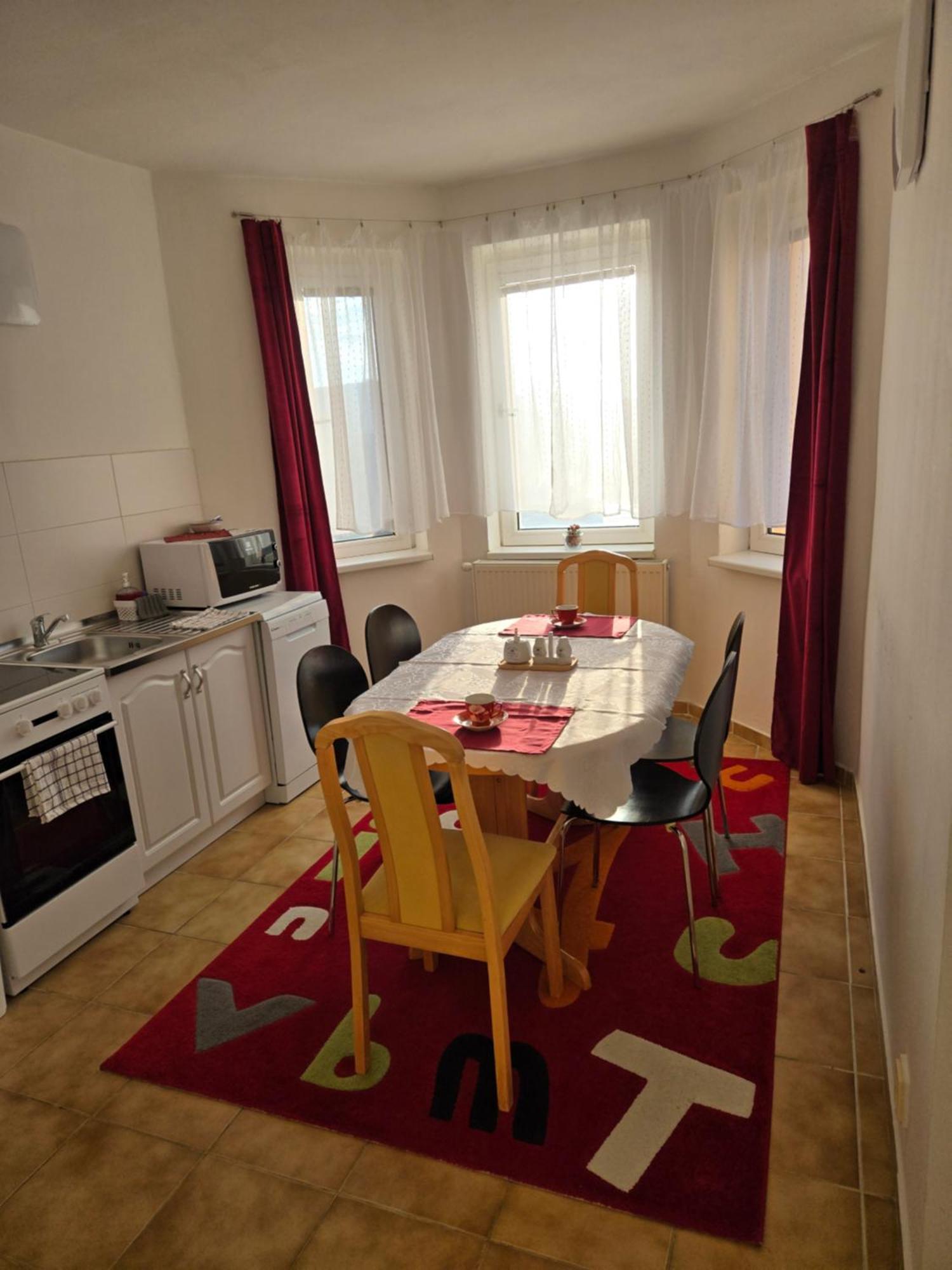 Appartement In Nitra Under The Zobor-Hill Dış mekan fotoğraf